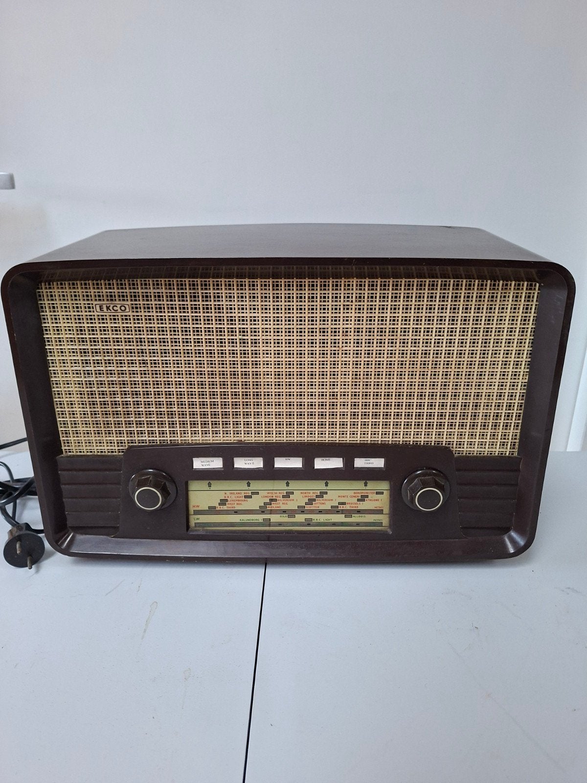 Bakelieten buizenradio Ekco U199, Ophalen of Verzenden