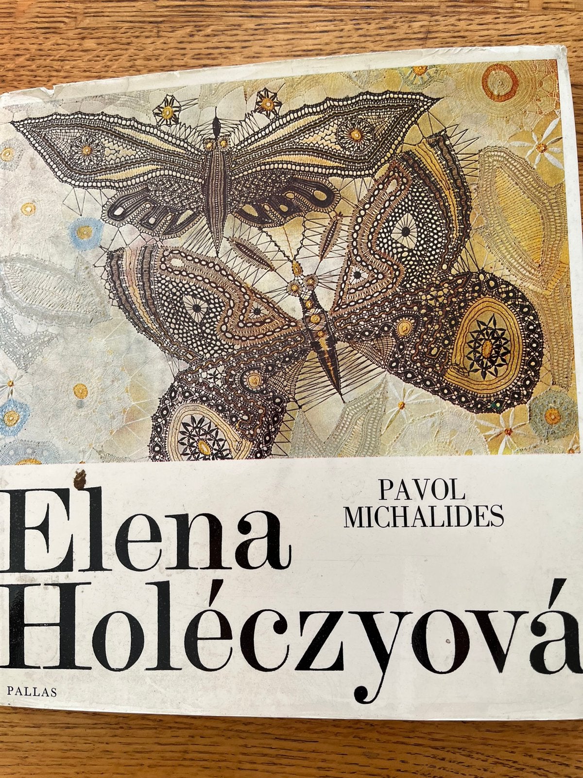 Elena Holéczyová, Ophalen of Verzenden, Gebruikt