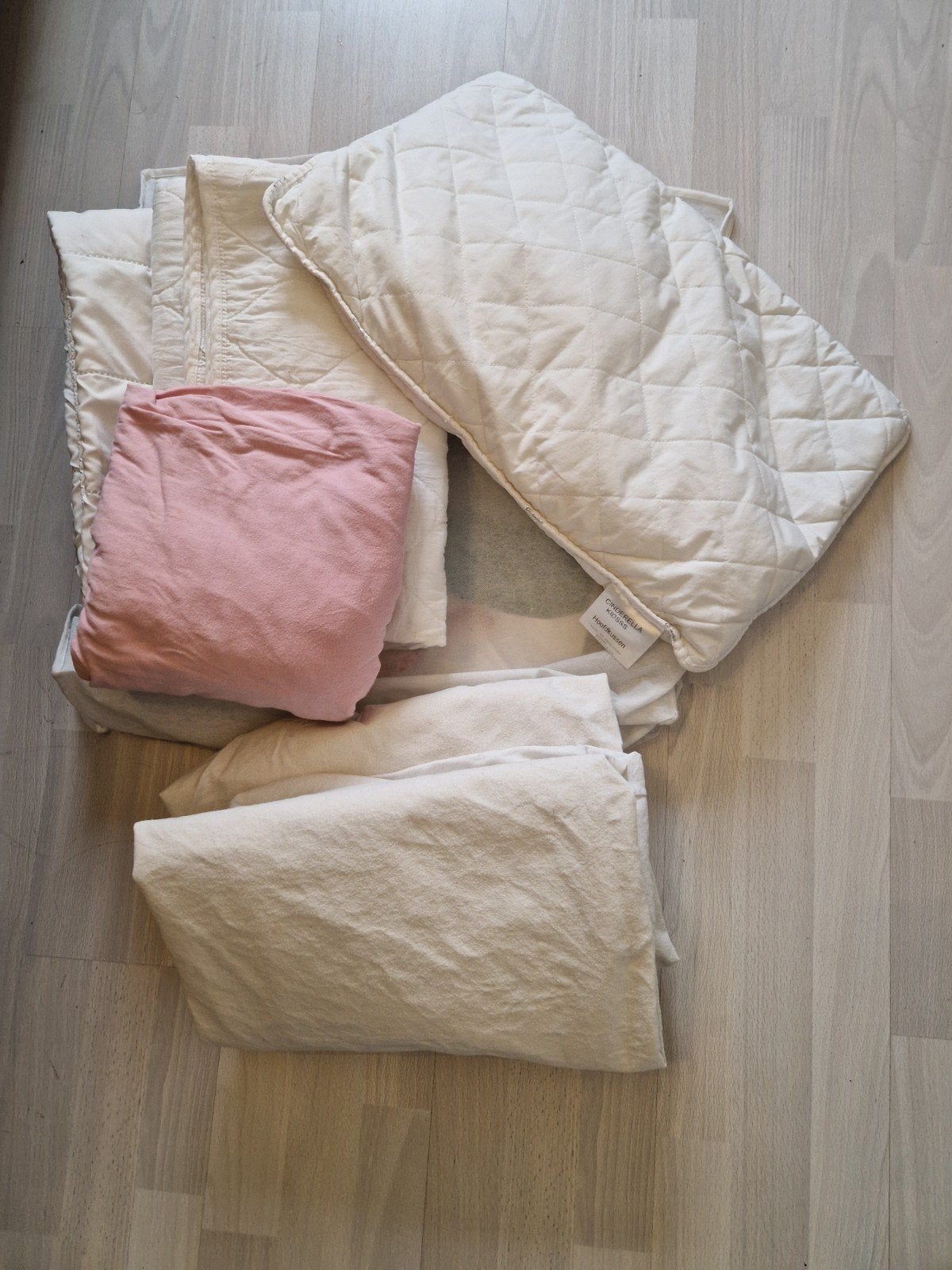 Kinderkussen en beddegoed peuterbed, Ophalen of Verzenden, Beddengoedset