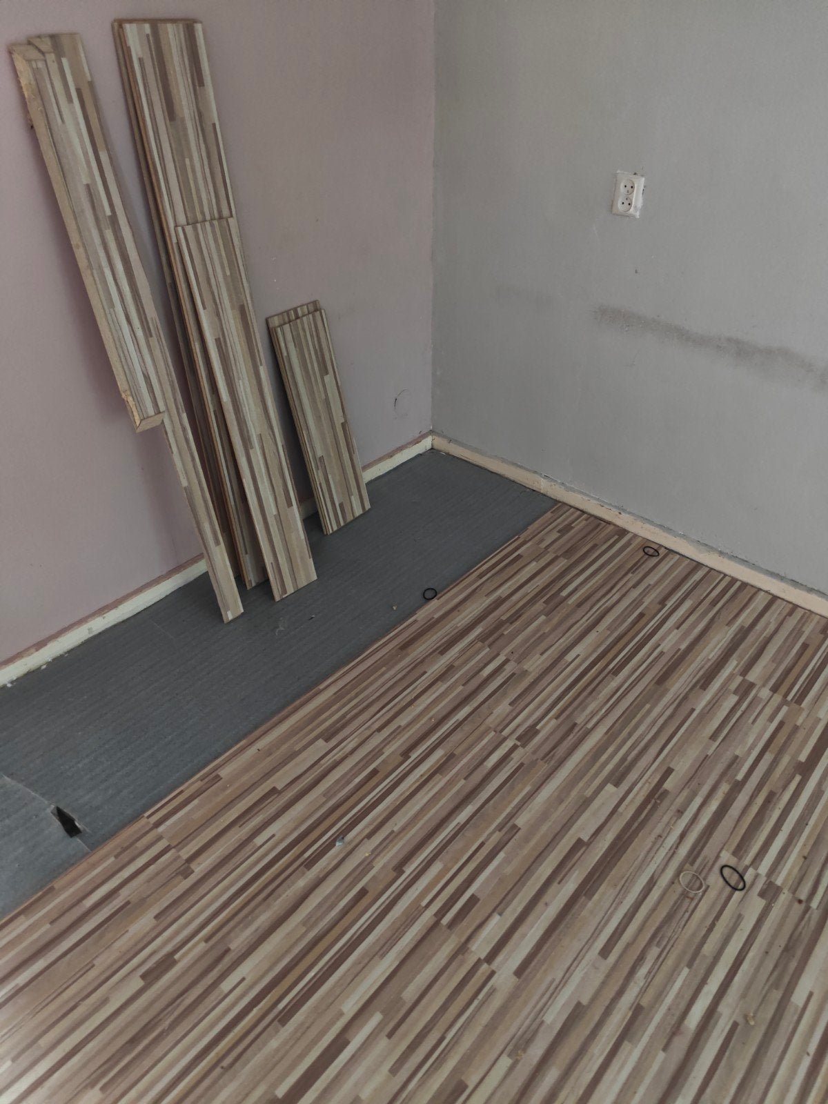 Gratis Laminaat 45 a 50 m², Ophalen, 50 tot 150 cm, Nieuw, 10 m² of meer
