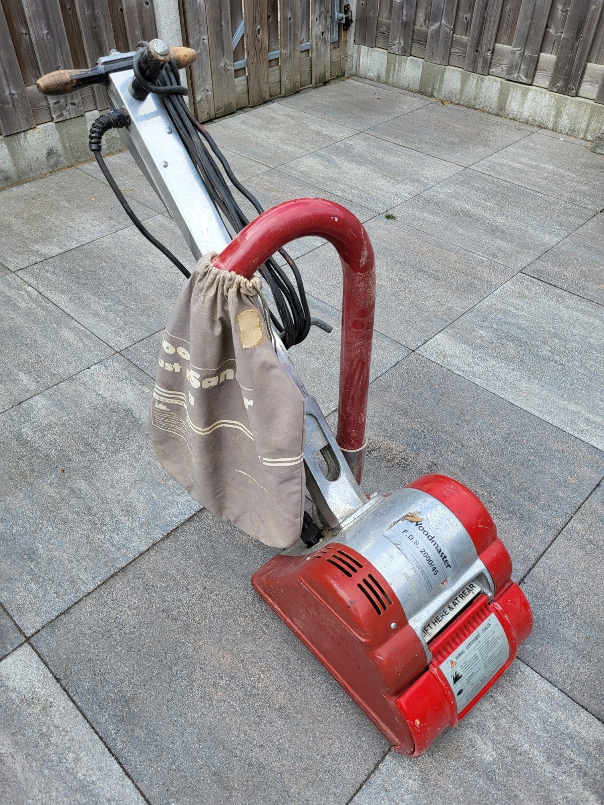 Parketschuurmachine en kantenschuurder, Ophalen, Gebruikt, 1200 watt of meer, Bandschuurmachine