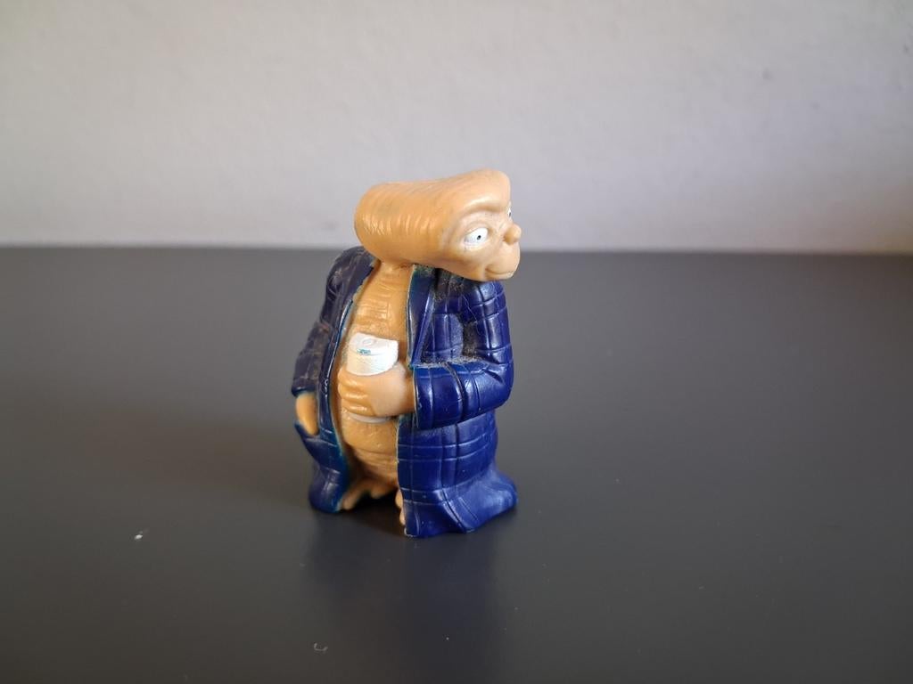 E.T. plastic figuur in badjas extra terrestrial, Ophalen of Verzenden