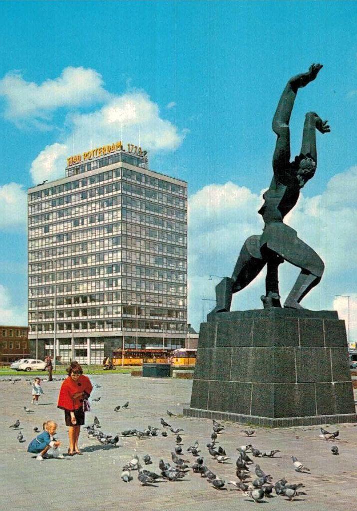 ROTTERDAM Monument "Verwoeste stad "  O.Zadkine, Verzenden, 1960 tot 1980, Ongelopen, Zuid-Holland