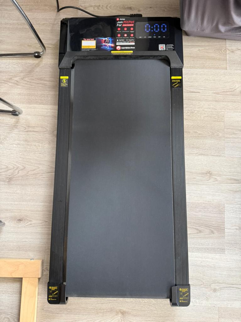 Pit Pat walking pad, Doe-het-zelf en Verbouw, Dakpannen en Dakbedekking, Ophalen, Steen of Klei, Zwart, Zo goed als nieuw