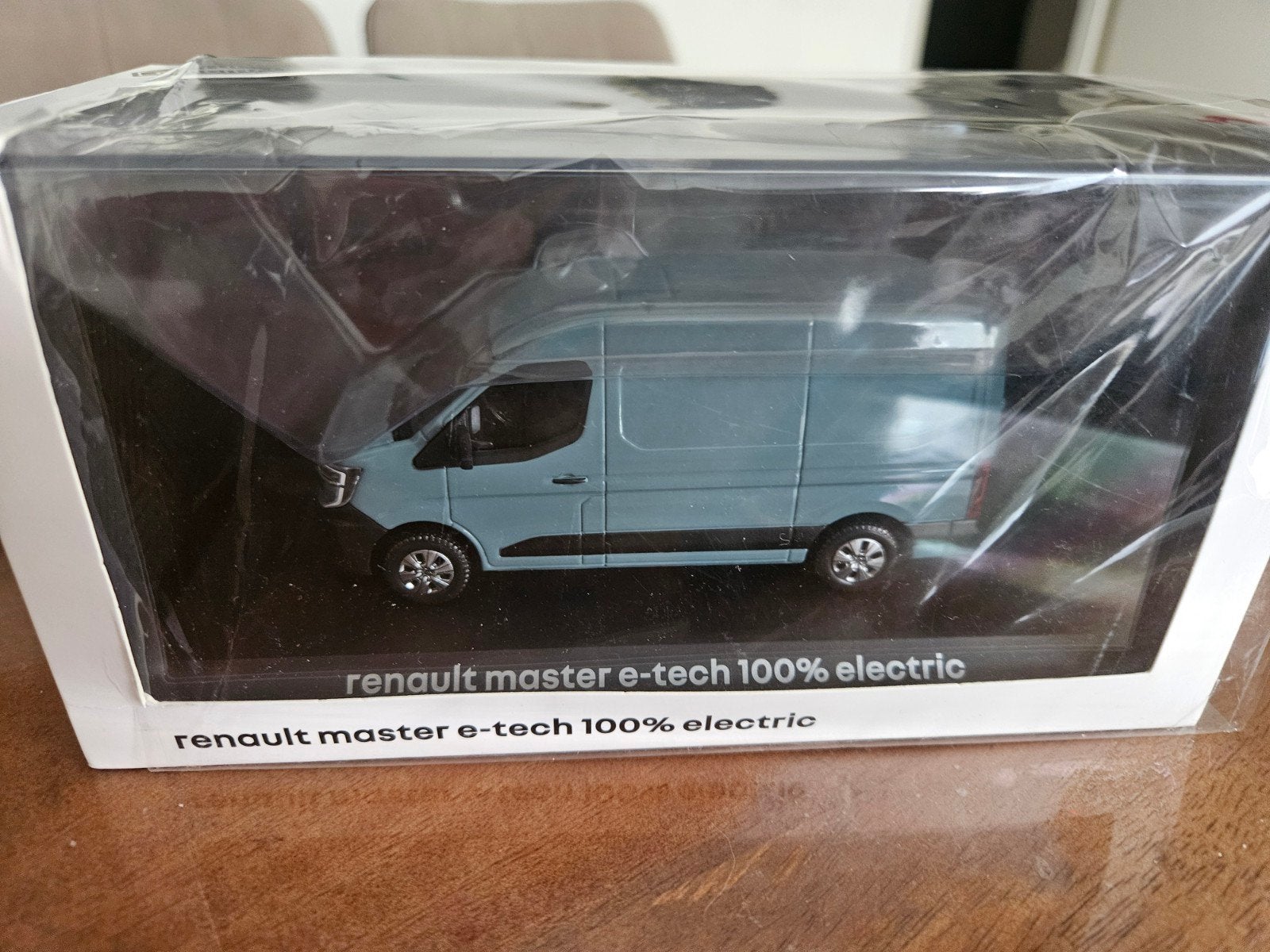 Modelauto 1:43 Renault Master E-Tech Nieuw in Doos, Ophalen of Verzenden, Nieuw, Bus of Vrachtwagen, Norev