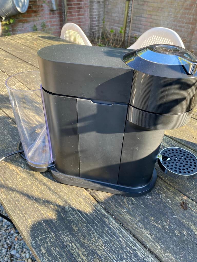 Nespresso Vertuo apparaat (defect), Witgoed en Apparatuur, Koffiezetapparaten, Ophalen, Koffiemachine, Niet werkend, Koffiepads en cups