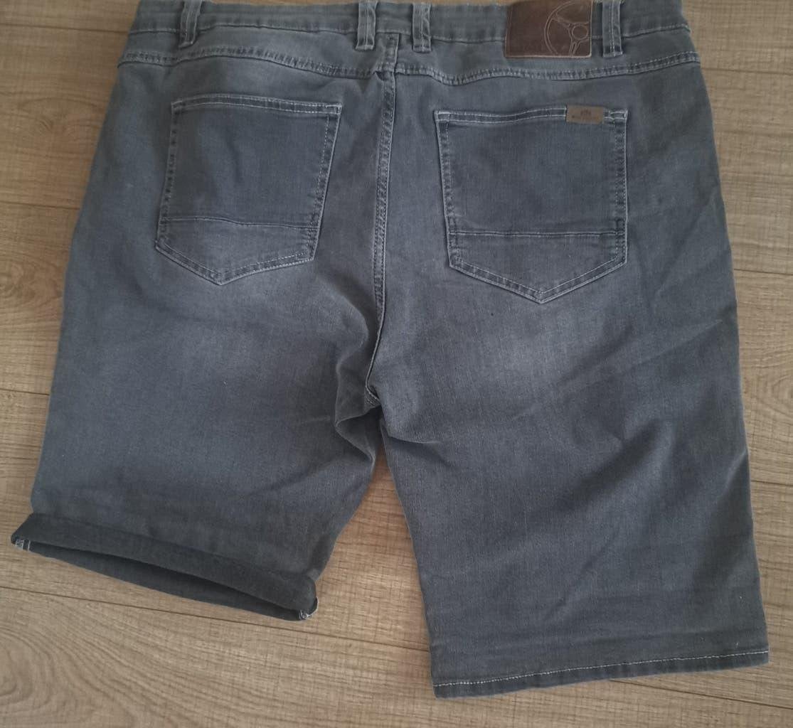 STATE OF ART Jeans short maat W42, State of Art, Verzenden, Overige maten, Zo goed als nieuw