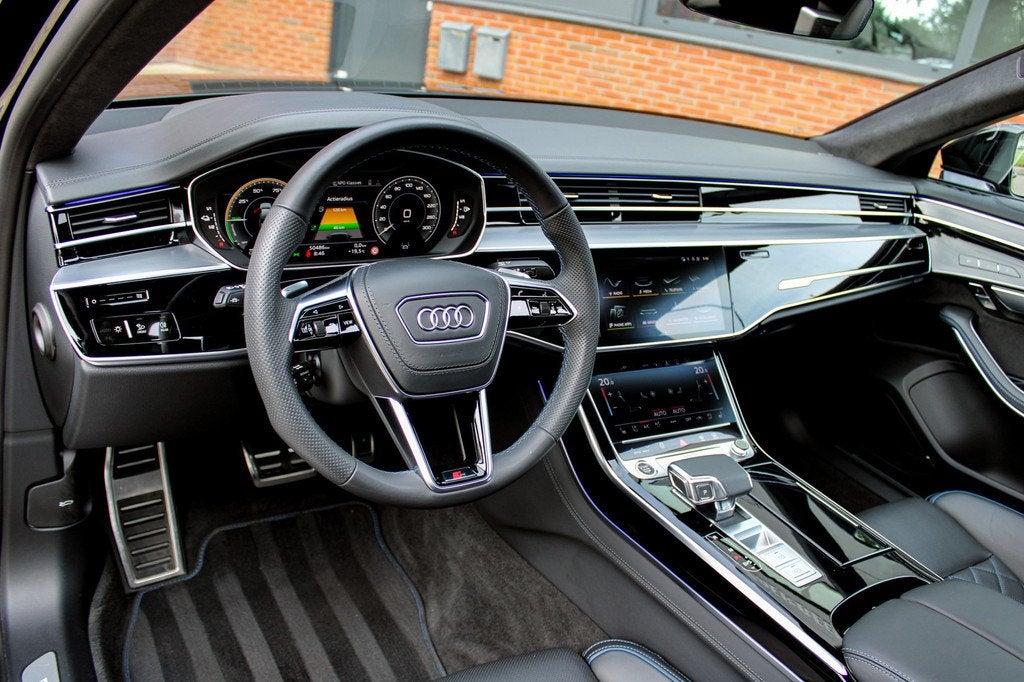 Audi A8 60 TFSI e quattro | Audi Exclusive | B&O | 4-wiel be, Auto's, Audi, Automaat, Adaptive Cruise Control, Gebruikt, Zwart