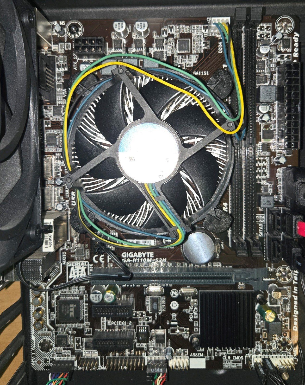 i5 6400 & Gigabyte H110-S2H (CPU & Moederbord), Computers en Software, Moederborden, Ophalen of Verzenden, Zo goed als nieuw, ATX