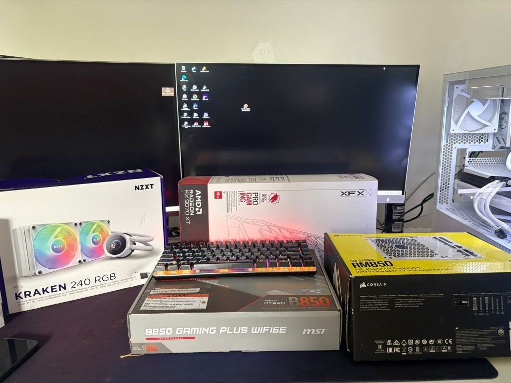 Complete AMD gaming-PC — Ryzen 7 7800X3D + XFX RX 9070 XT, Ophalen of Verzenden, Zo goed als nieuw, Gaming, SSD