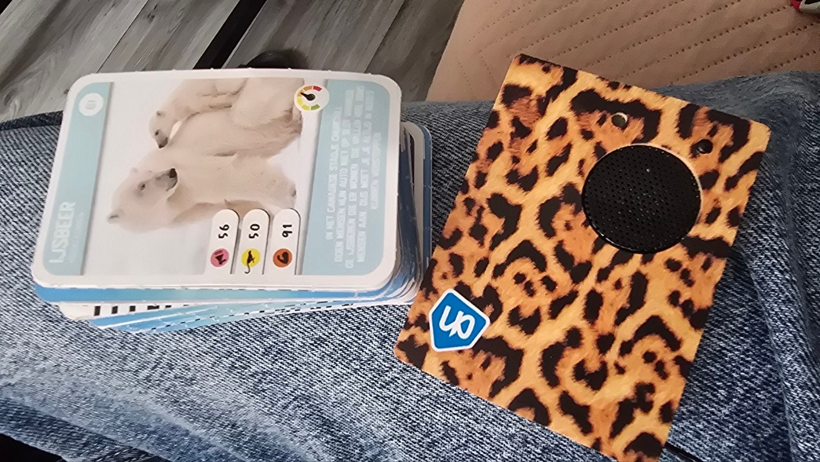 ah geluidenbox met stapel kaartjes, Albert Heijn, Ophalen