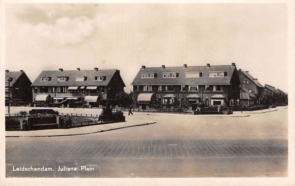 Leidschendam Juliana Plein, Verzamelen, Ansichtkaarten | Nederland, Verzenden, 1920 tot 1940, Gelopen, Zuid-Holland