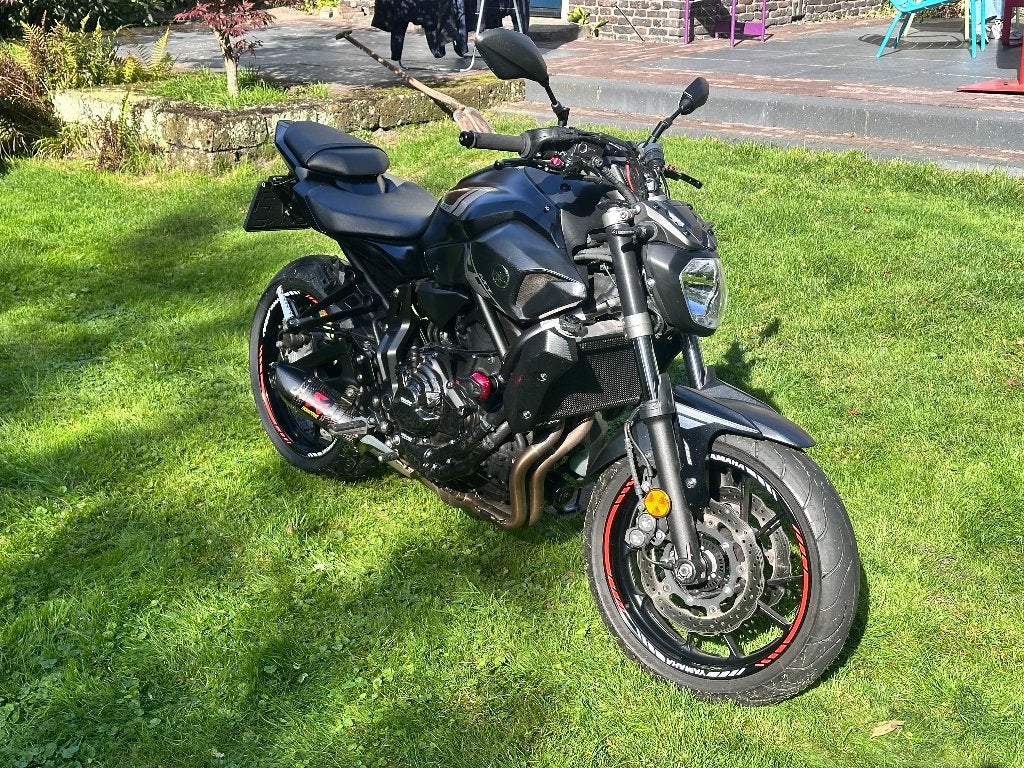Yamaha MT-07 ABS 2017 | Akrapovič | A2 | 22.060 km, 2 cilinders, Gebruikt, Particulier, Minimaal motorrijbewijs A2