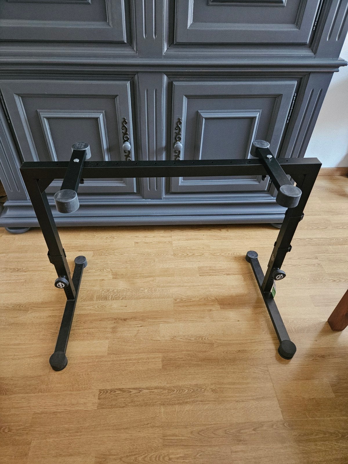 Foto 4 van K&M Keyboardstandaard - Zo goed als nieuw