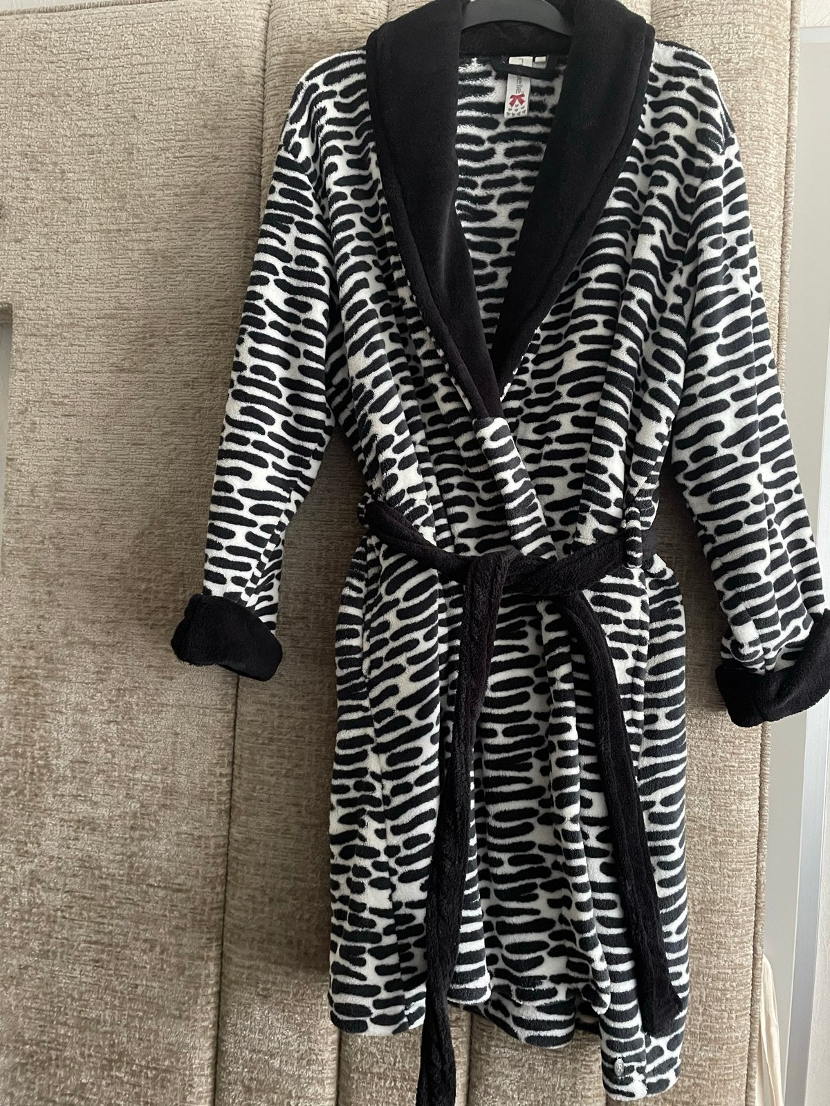 Zwarte en witte badjas met zebraprint - Maat XL, Kleding | Dames, Ophalen of Verzenden, Zo goed als nieuw