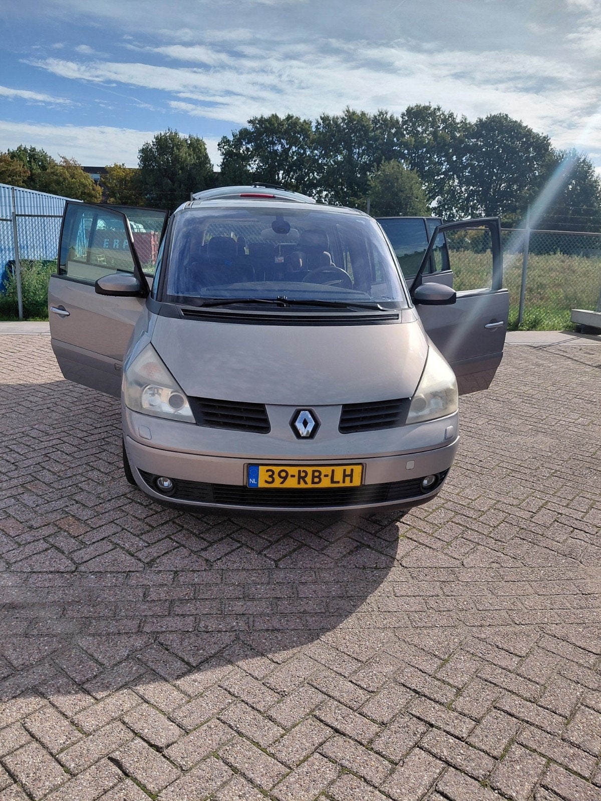 Renault Grand Espace 3.5 V6 2005, 2000 kg, 7 stoelen, Beige, Origineel Nederlands