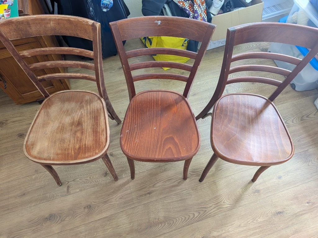 cafe stoelen, Ophalen, Gebruikt, Hout, Drie