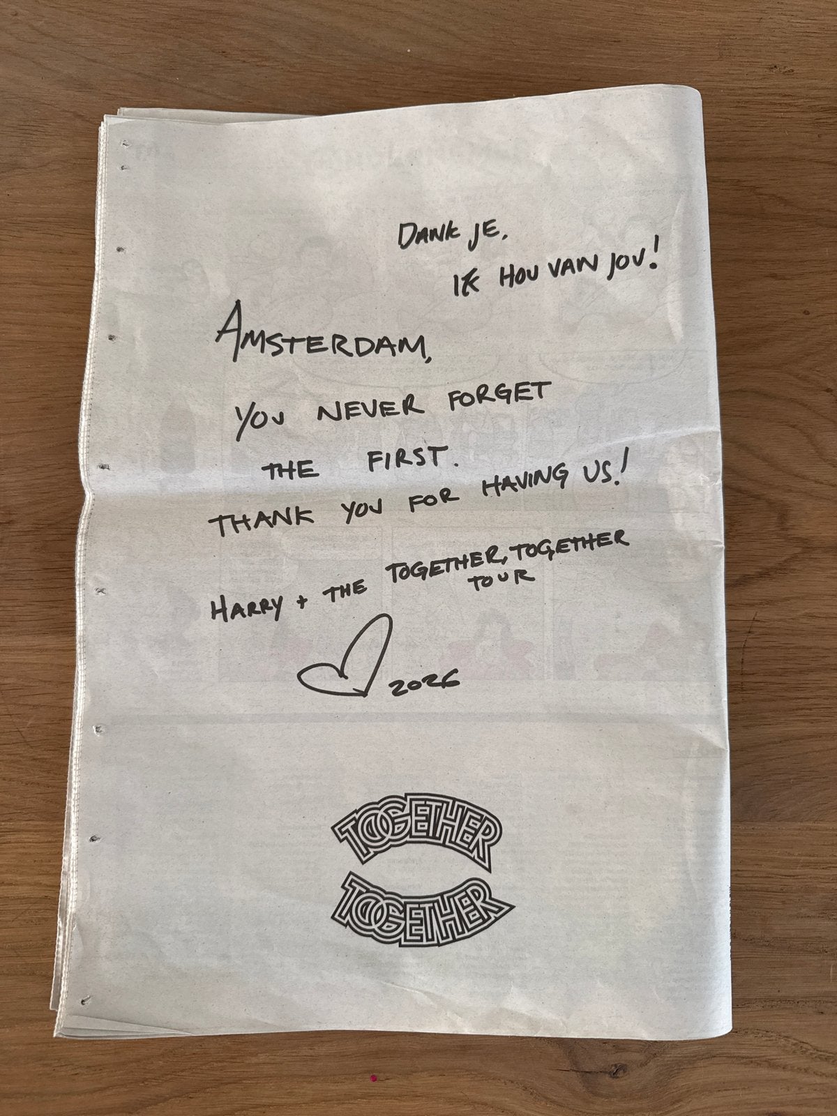 Het Parool met Harry Styles handgeschreven boodschap, Ophalen of Verzenden, 1980 tot heden, Nederland, Krant