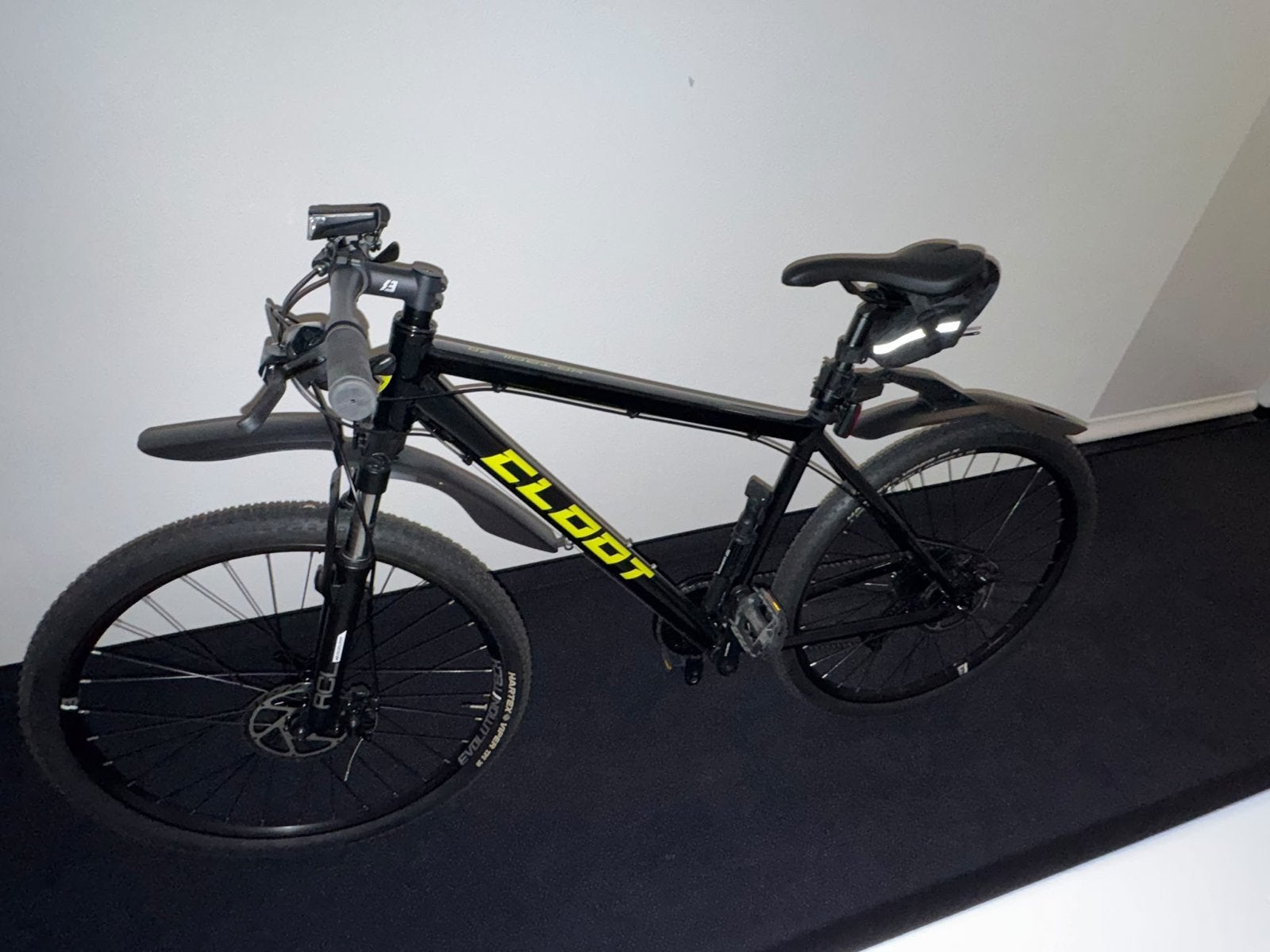 Clodt Mountainbike - Zo goed als nieuw, Versnellingen, Zo goed als nieuw, Schijfrem, 53 tot 57 cm