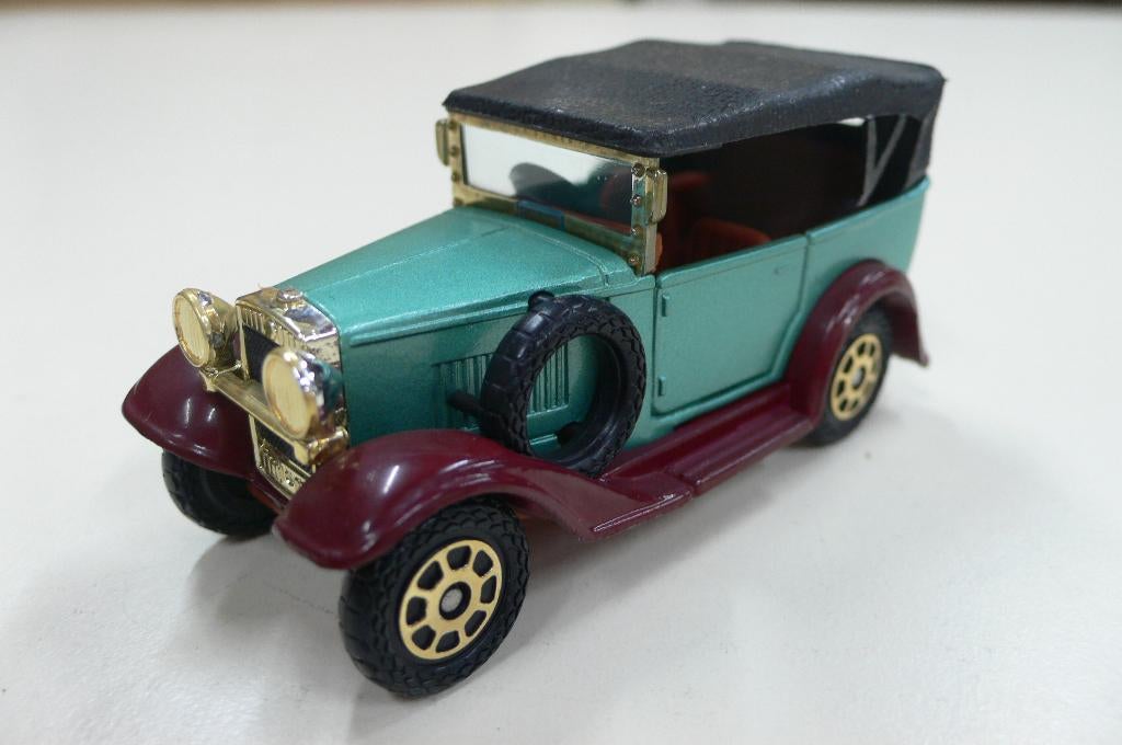 datsun -eerste auto - tomica dandy  1/43, Hobby en Vrije tijd, Modelauto's | 1:43, Nieuw, Auto, Overige merken, Verzenden