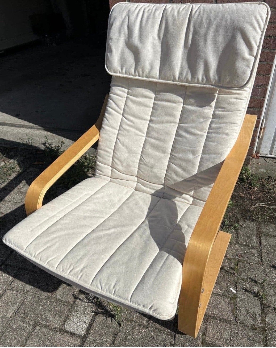 Ikea Poäng fauteuil met gebogen houten frame en kussen, Ophalen, Wit, Zo goed als nieuw, Eén