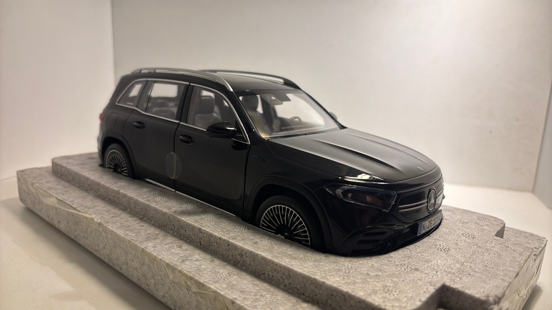 Mercedes benz EQB black NZG 1.18, Ophalen of Verzenden, A, A, A