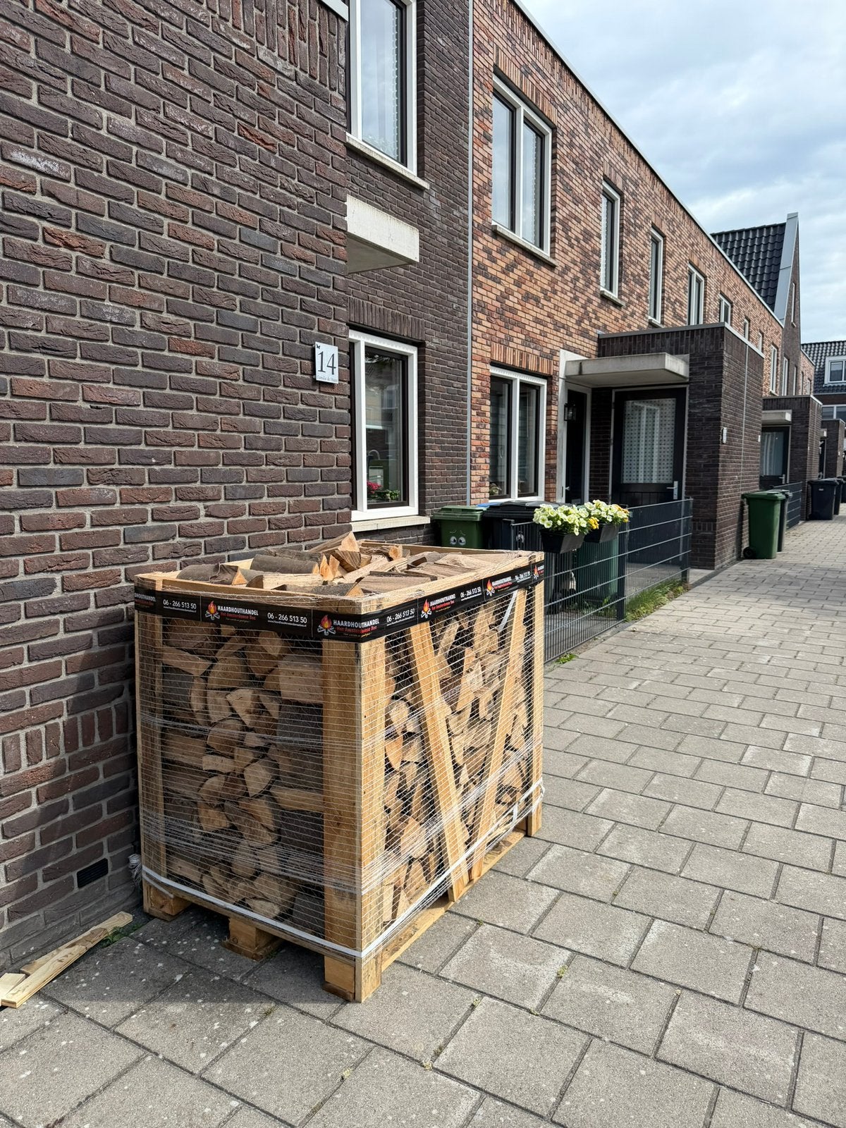 Foto 6 van Haardhout Eiken 1kuub gestapeld GRATIS BEZORGD 50km rond Ams
