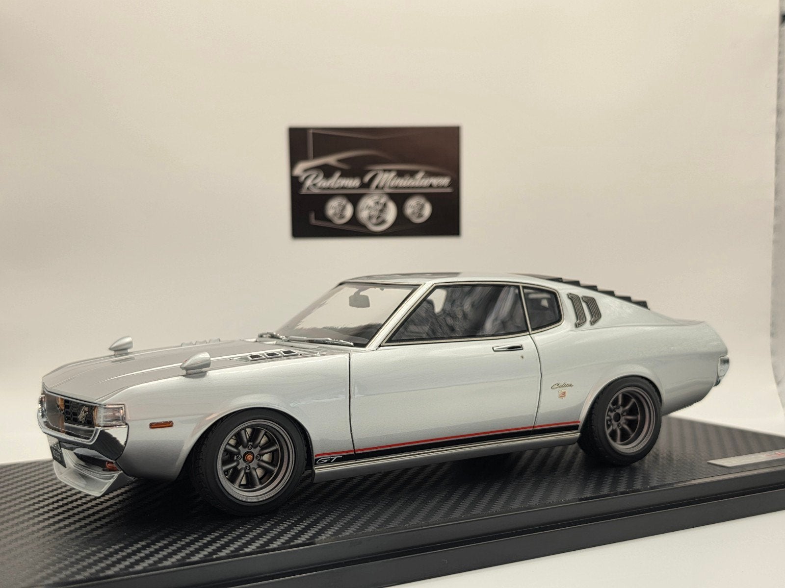 Toyota Celica 1600GT LB (TA27) Zilver (IG2603) Ignition 1:18, Ignition Models, Auto, Nieuw, Ophalen of Verzenden