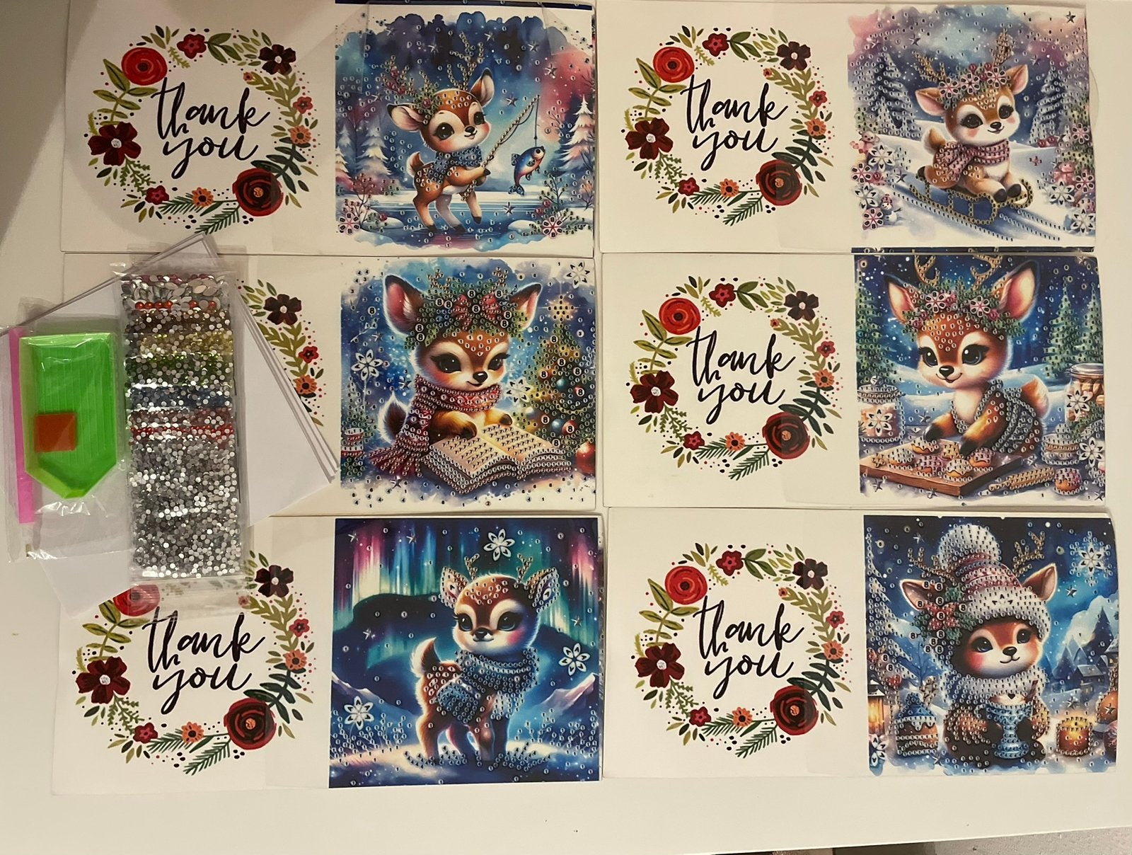 Diamond Painting 6 bambi hert kerstkaarten rond Nieuw, Hobby en Vrije tijd, Zelfklevend, Nieuw, Ophalen of Verzenden, Knutselwerk