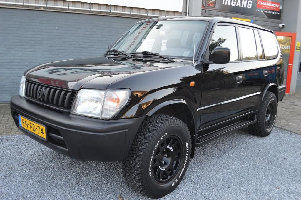 Toyota Land Cruiser 90 3.4i V6 4X4 Airco 7 Pers Trekhaak You, Auto's, Toyota, Euro 2, Stof, Gebruikt, 2800 kg