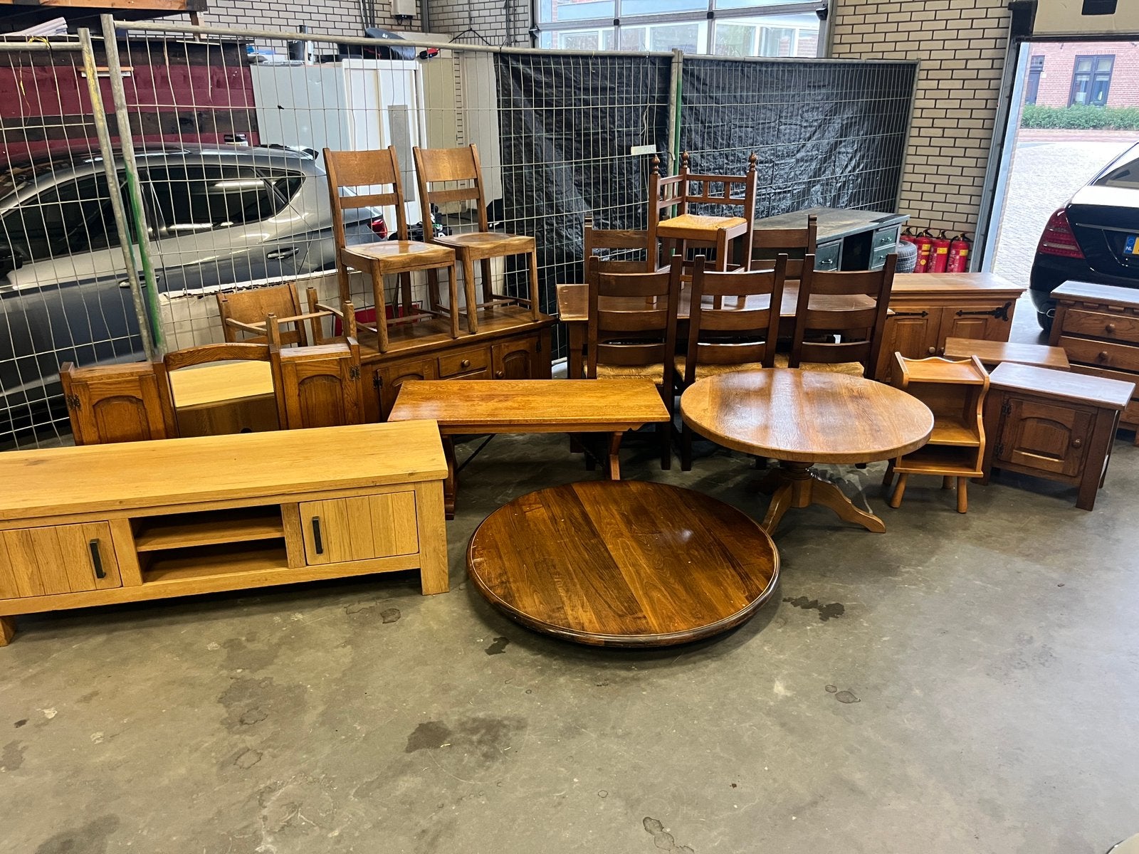 Partij massief eiken meubels + teak salontafel etc., Ophalen, Onbekend, Onbekend, Onbekend