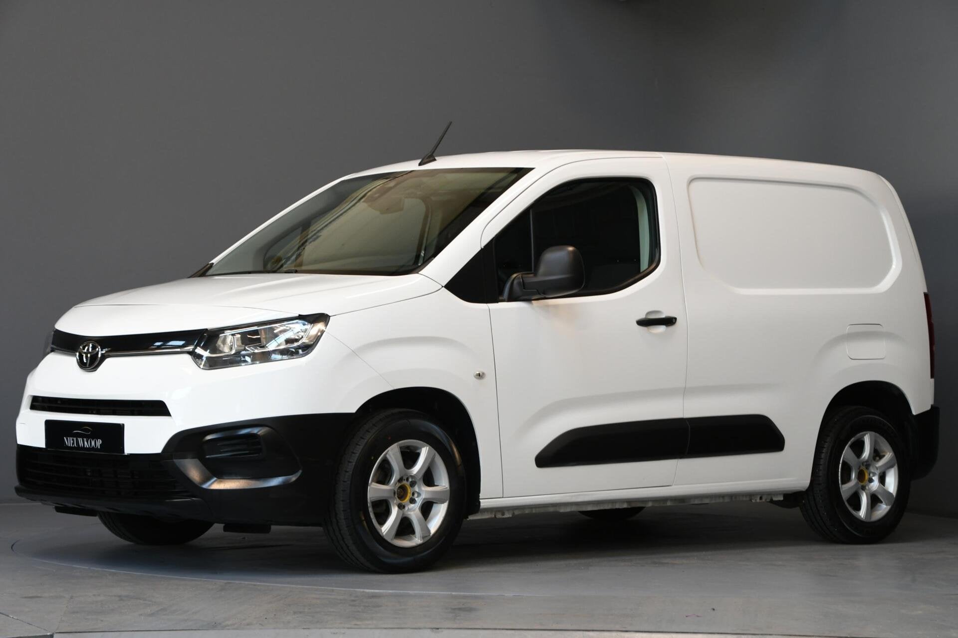 Toyota PROACE CITY 1.2 Turbo Live Long, Stof, Gebruikt, 1199 cc, Parkeersensor