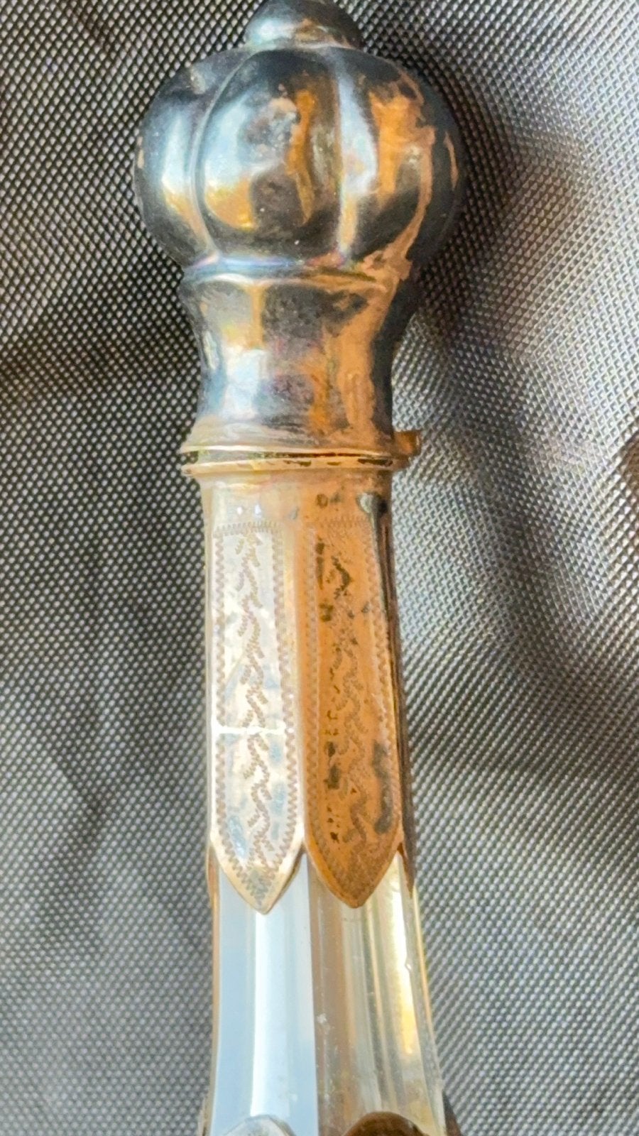 Antiek Zilveren kristal Parfumflesje met Decoratieve Details, Antiek en Kunst, Antiek | Goud en Zilver, Ophalen of Verzenden, Zilver
