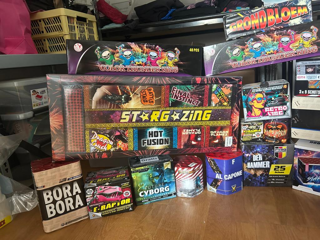 Vuurwerk dummy’s, Ophalen of Verzenden