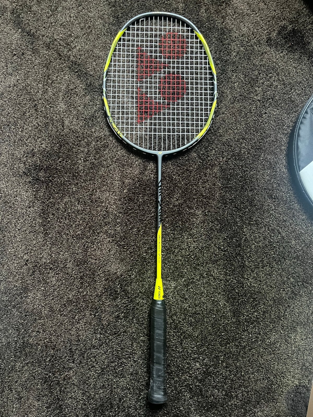 Yonex ArcSaber 7 Play Badmintonracket, Sport en Fitness, Ophalen of Verzenden, Zo goed als nieuw, Racket(s)