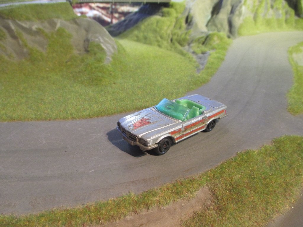 1:64 Mercedes Benz R107 W107 350SL Majorette zilvergrijs, Ophalen of Verzenden, Gebruikt, Auto