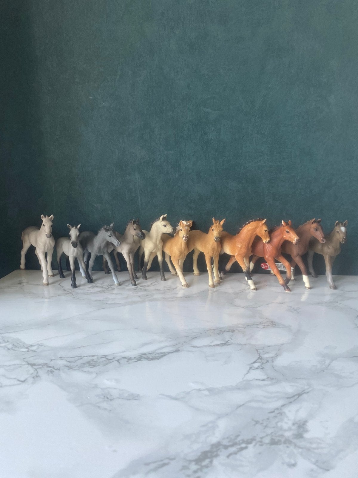 Schleich veulens - 11 stuks, Ophalen of Verzenden, Zo goed als nieuw, Paard, Beeldje of Figuurtje