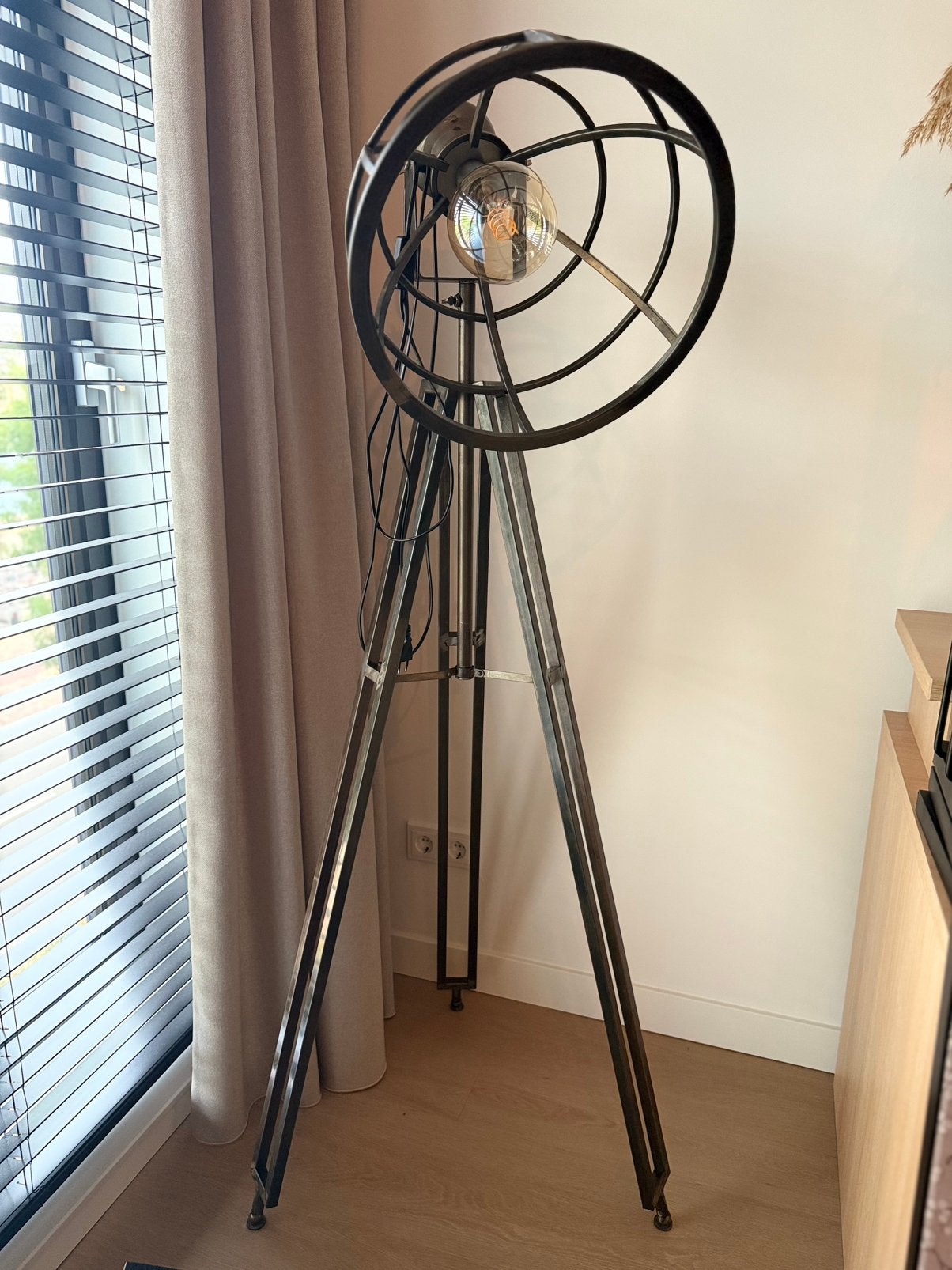 Industriële vloerlamp, Ophalen, Gebruikt, 150 tot 200 cm