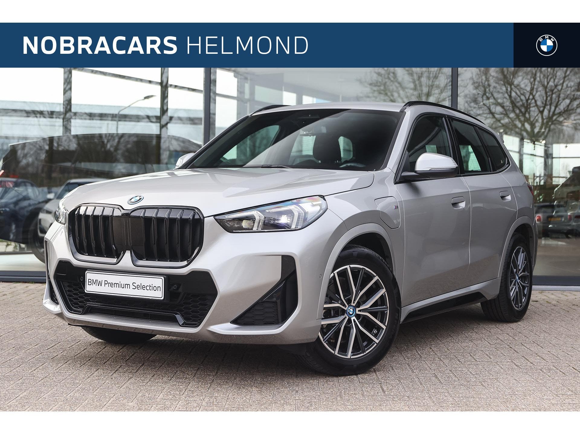 BMW X1 xDrive25e M Sport Automaat / Sportstoelen / Achteruit