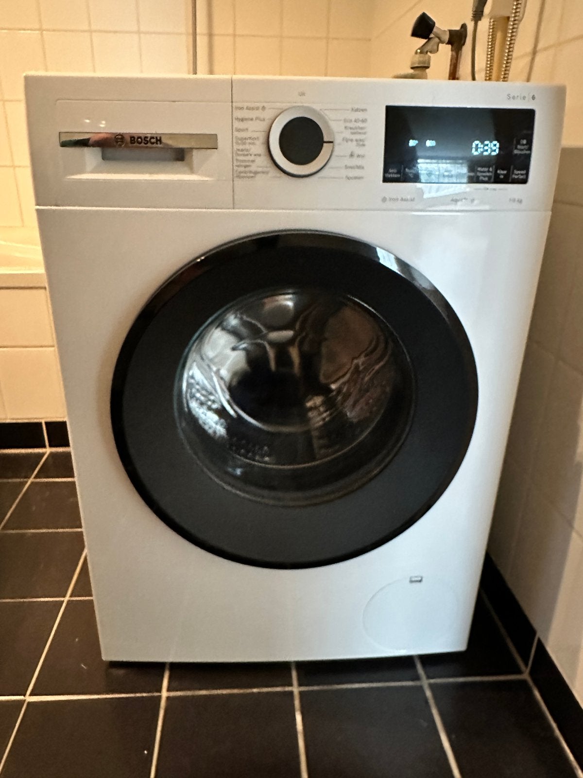 Bosch Serie 6 Wasmachine - 9 kg, Voorlader, Ophalen, 1200 tot 1600 toeren, Gebruikt, 8 tot 10 kg