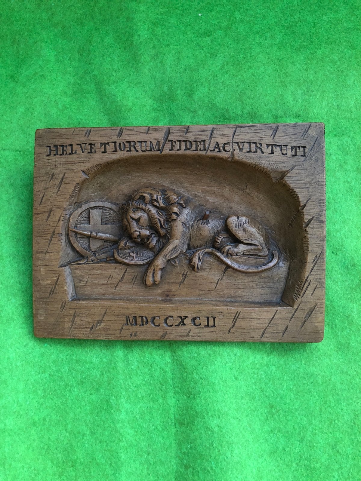 Houtsnijwerk Leeuw van Luzern, Helvetiorum Fidei ac Virtuti, Ophalen, Houtsnijwerk, Minder dan 20 cm, Hout