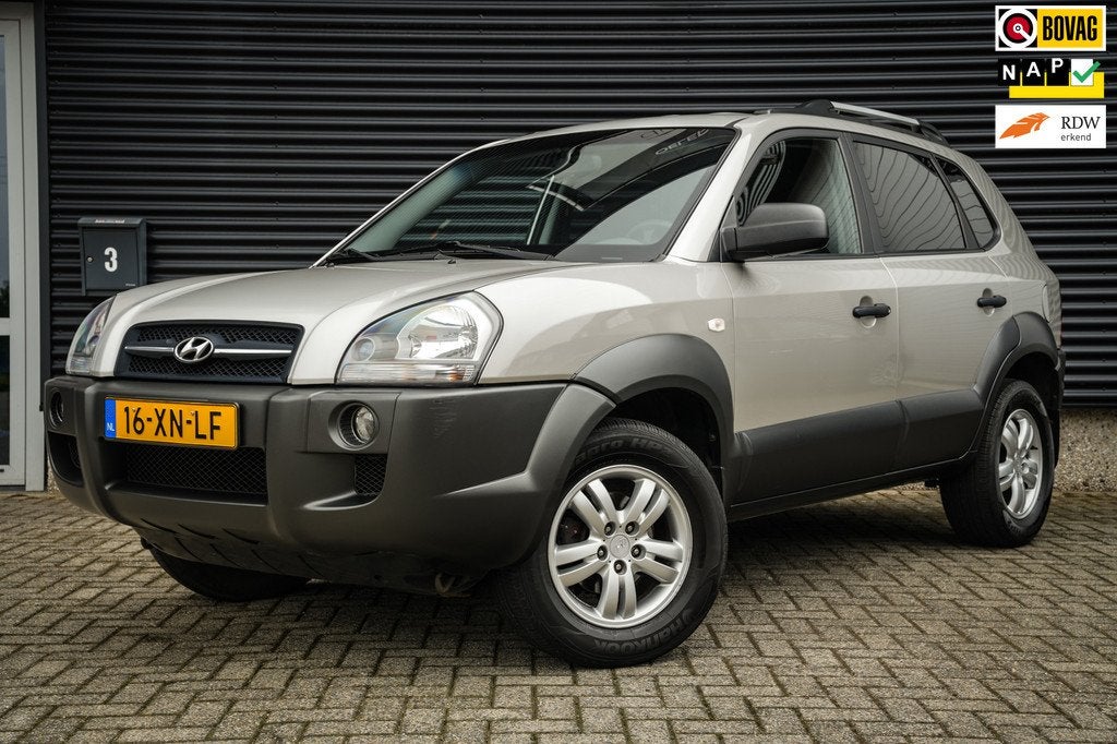Hyundai Tucson 2.0i | Org NL | 1e Eigenaar | Airco | LMV | M, Stof, Gebruikt, Zwart, 4 cilinders