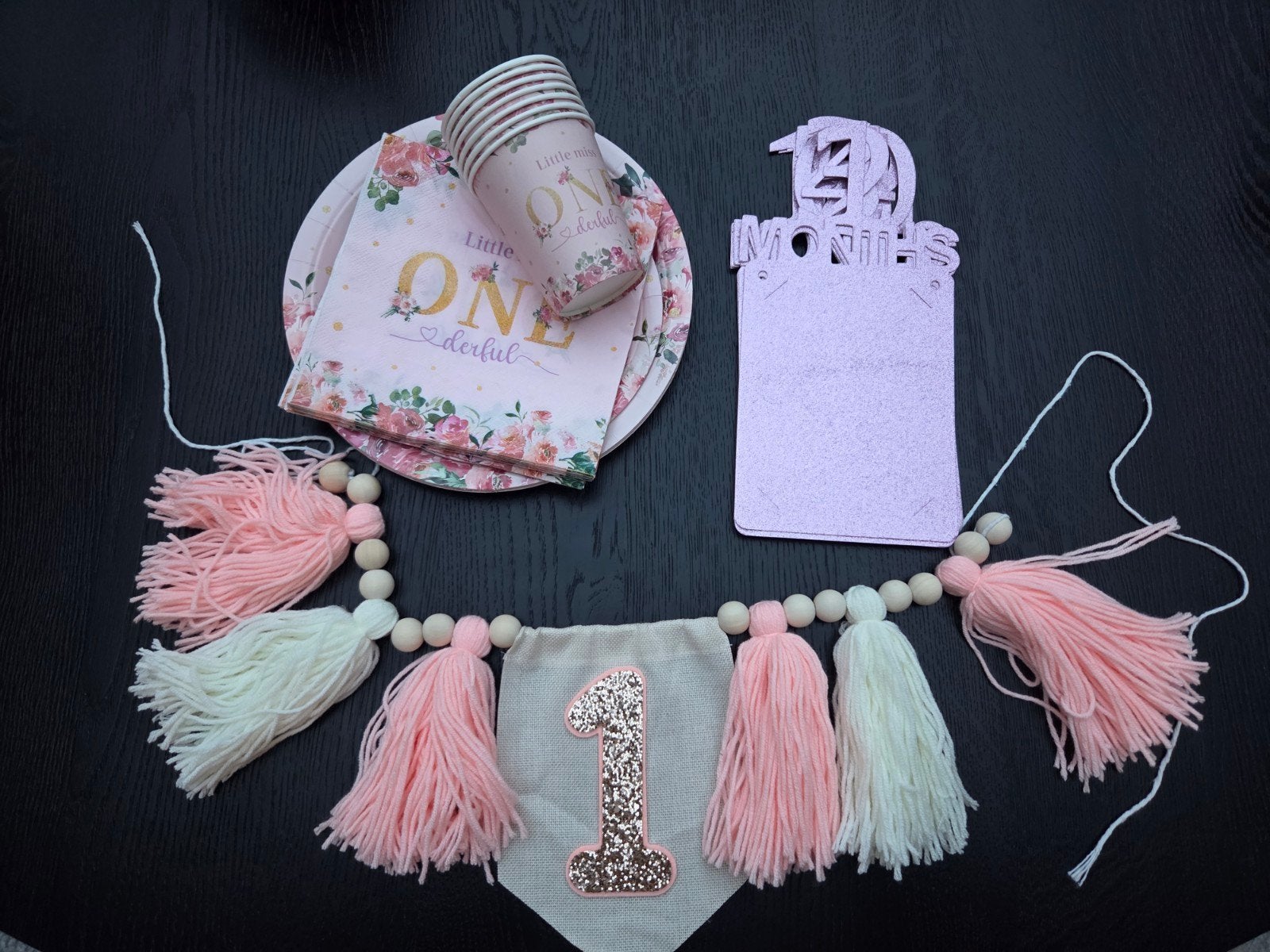 Roze Glitter Versierset 1 Jaar  Feestpakket, Hobby en Vrije tijd, Feestartikelen, Ophalen of Verzenden, Gebruikt, Versiering, Verjaardag
