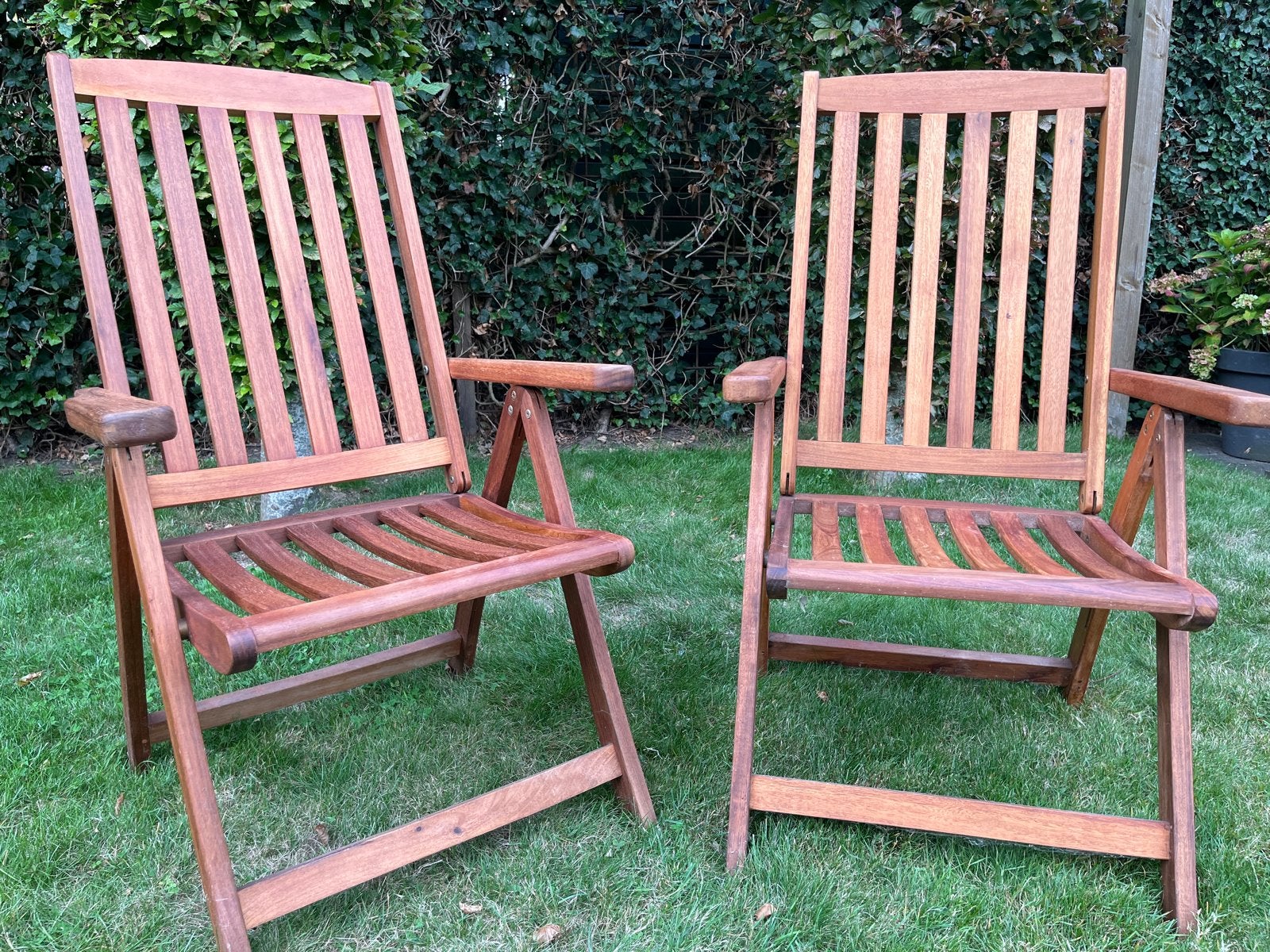 2x Teakhouten Tuinstoelen - Inklapbaar en Verstelbaar, Ophalen, Gebruikt, Teakhout, Inklapbaar