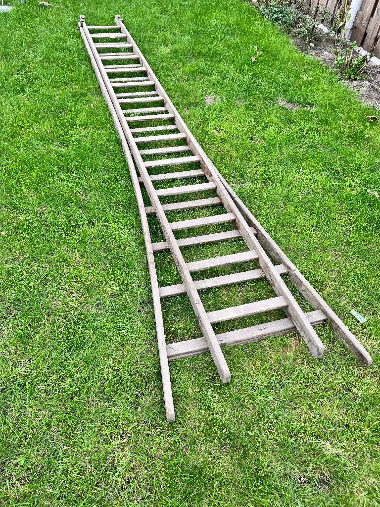 Houten ladder 2x14 oud, Doe-het-zelf en Verbouw, Ophalen, Gebruikt, Ladder, 4 meter of meer