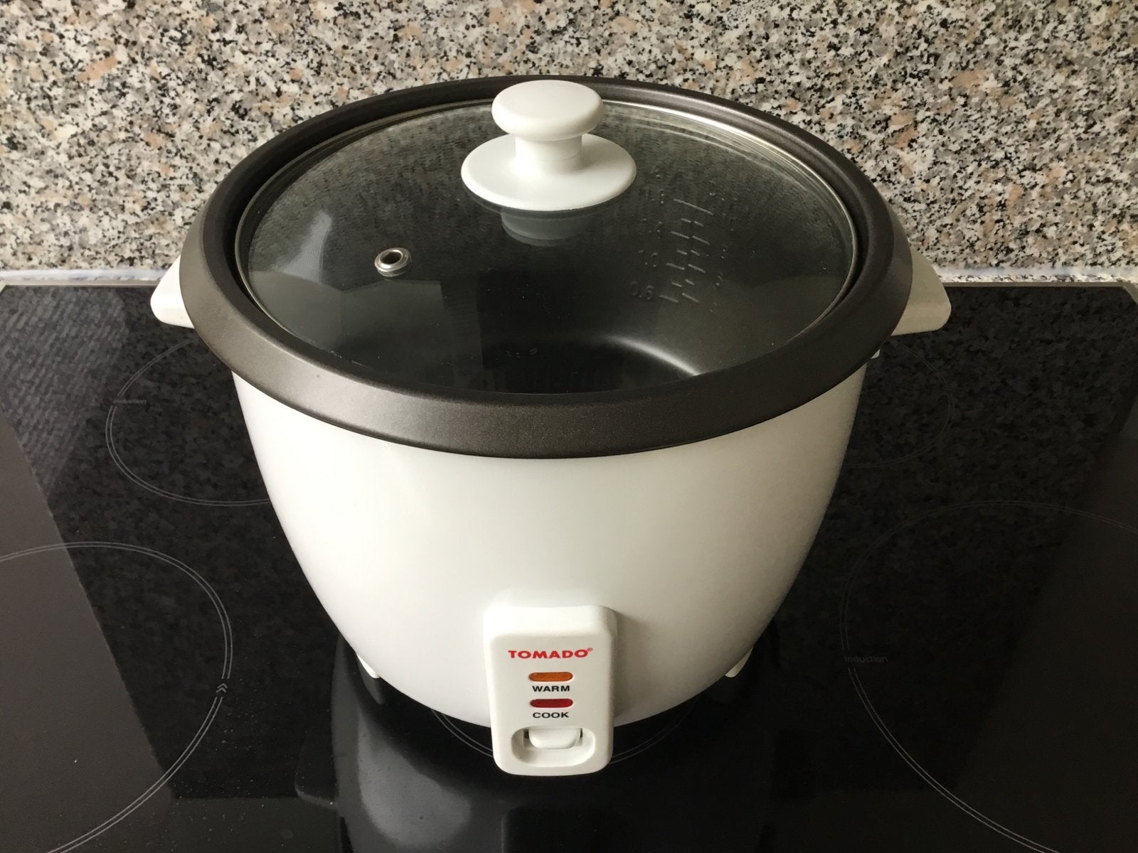 Tomado Rijstkoker 1L - 24cm - Warmhoudfunctie - Anti-aanbak, Ophalen of Verzenden, Zo goed als nieuw