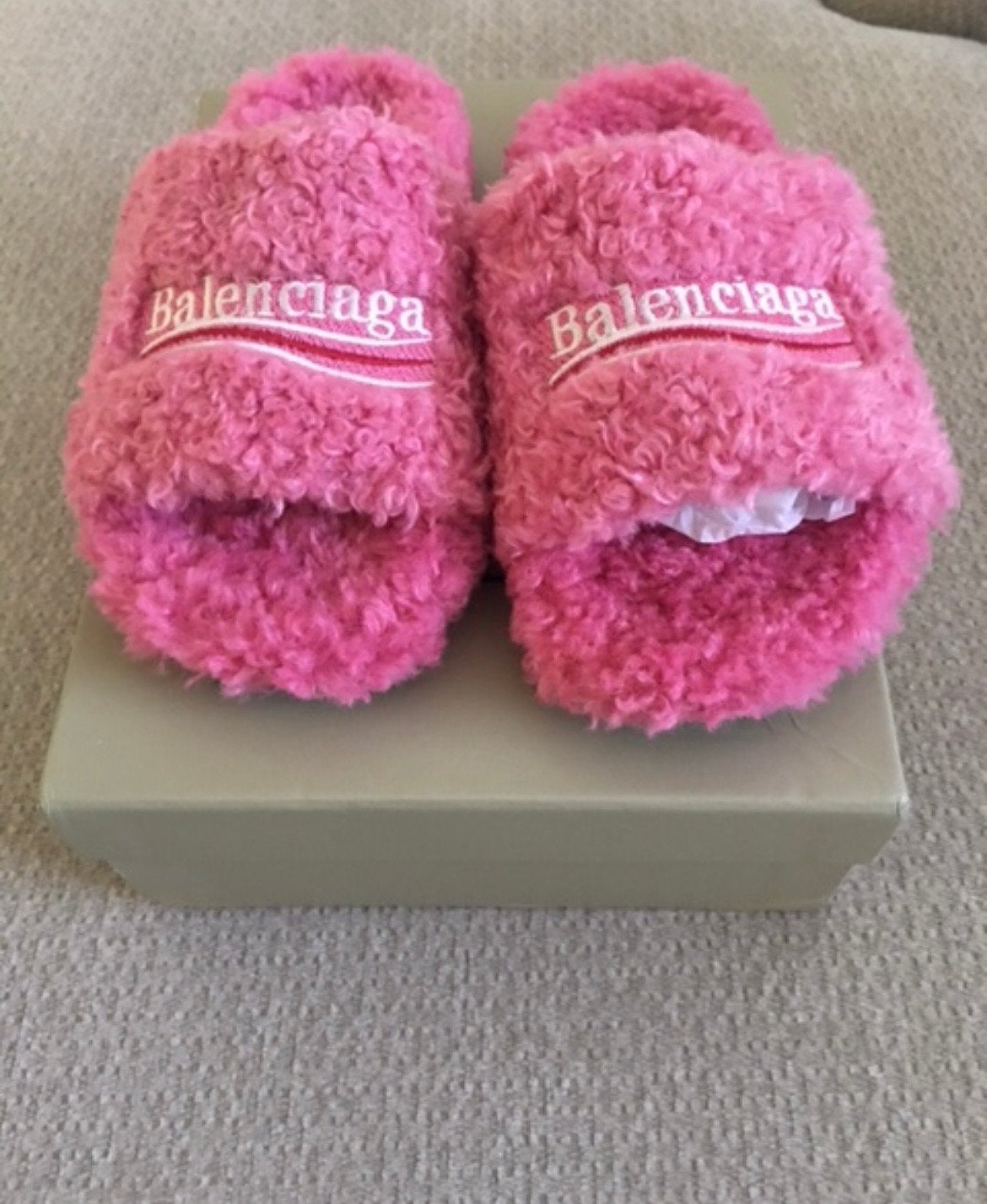 Balenciaga Roze  Slippers - maat 36, Kleding | Dames, Schoenen, Ophalen of Verzenden, Zo goed als nieuw, Roze, Slippers
