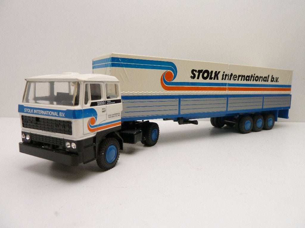 DAF 2800  '' Stolk transport ''  Lion Car, Ophalen of Verzenden, Zo goed als nieuw, Bus of Vrachtwagen, Lion Toys