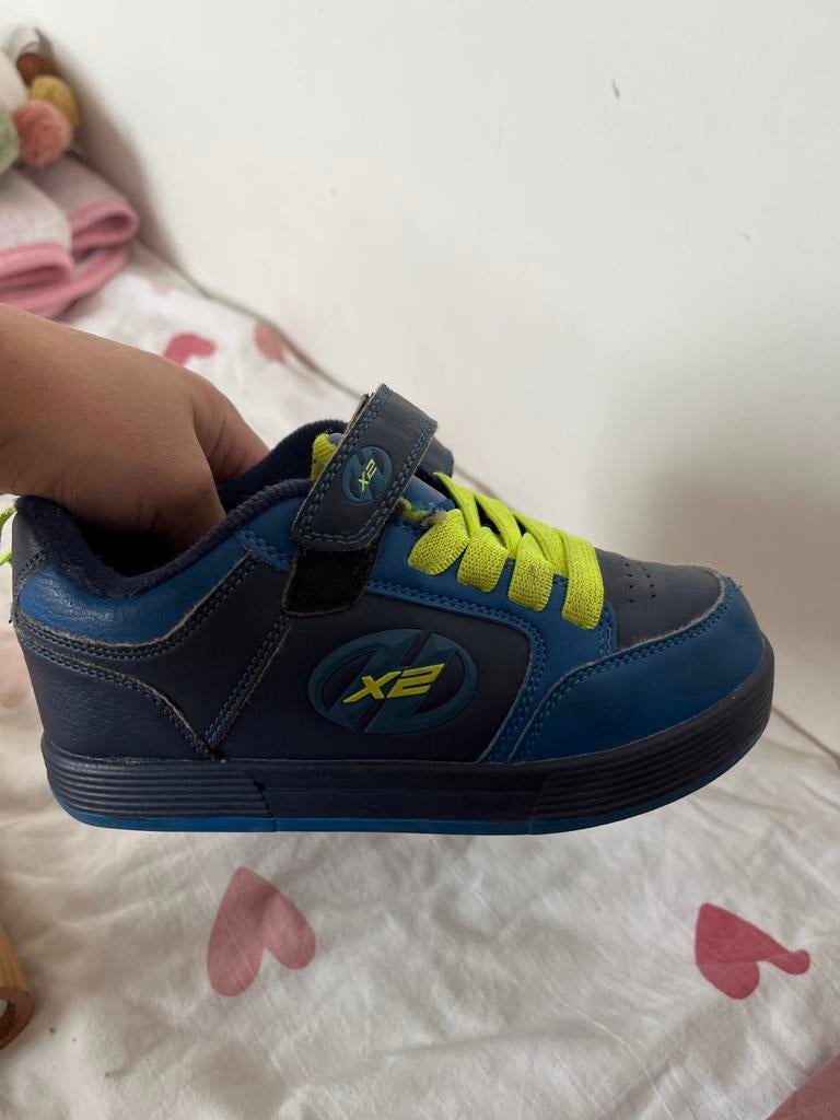 Heelys rolschoenen - Maat 32, Ophalen of Verzenden, Zo goed als nieuw