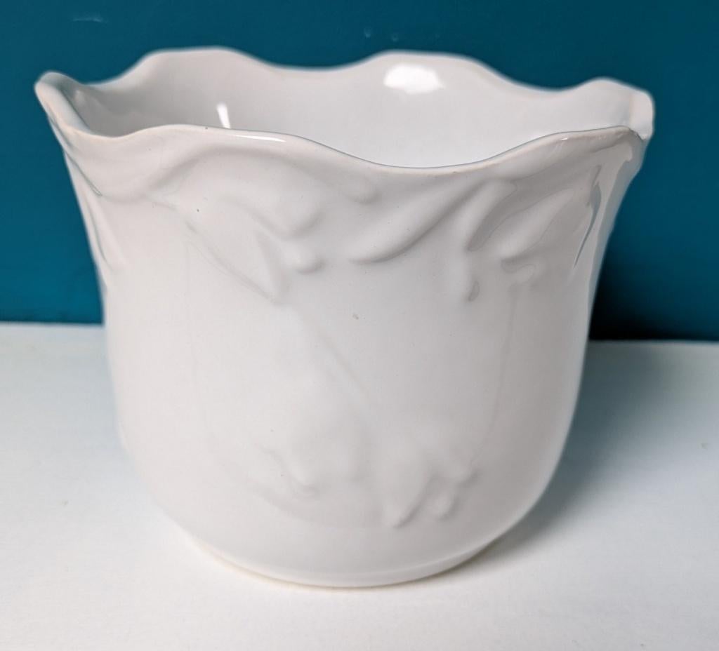 Vintage witte bloempot uit Duitsland, Overige materialen, Rond, Binnen, Ophalen of Verzenden